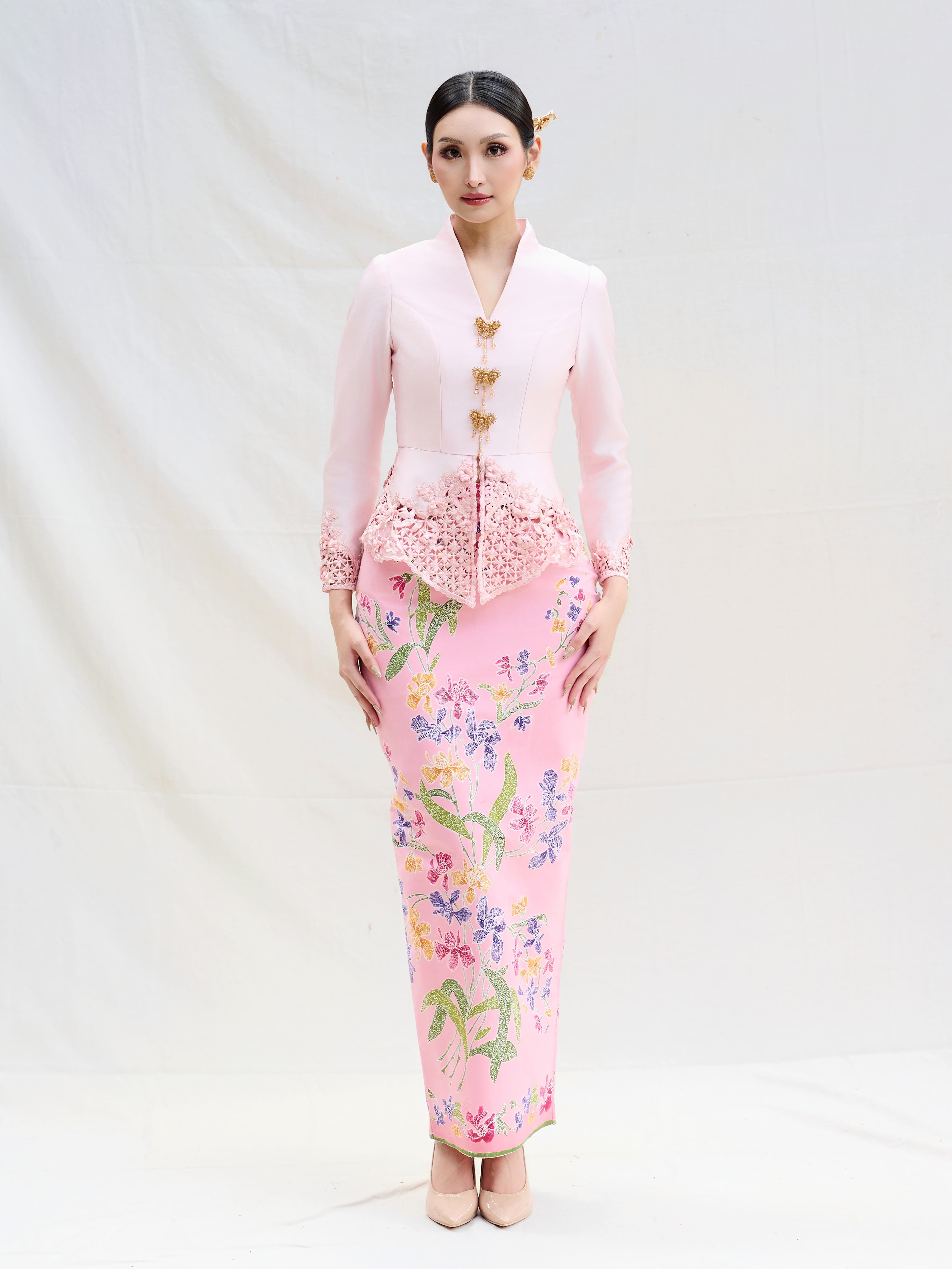 Soft Blush Cutwork Kebaya