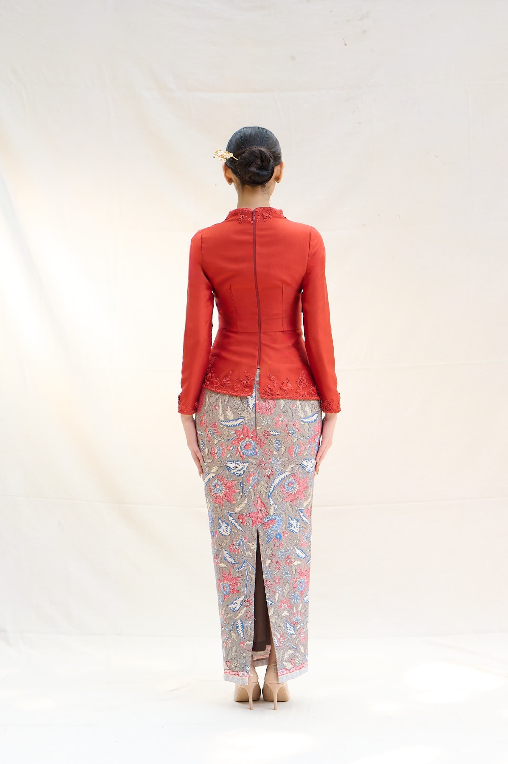 Teal Puffed Sleeve Kebaya